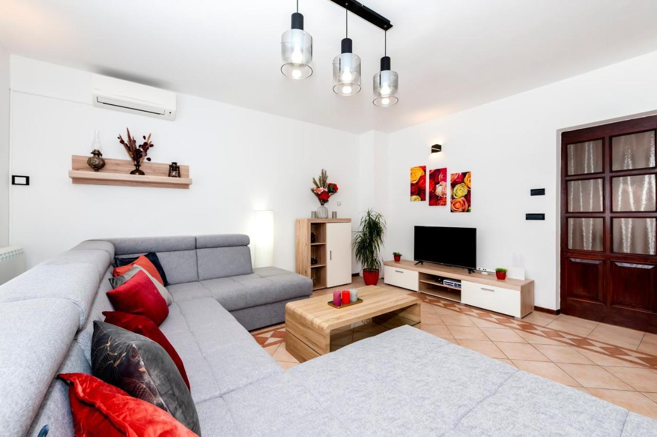 Apartment St. Antonio Rovinj Exterior photo
